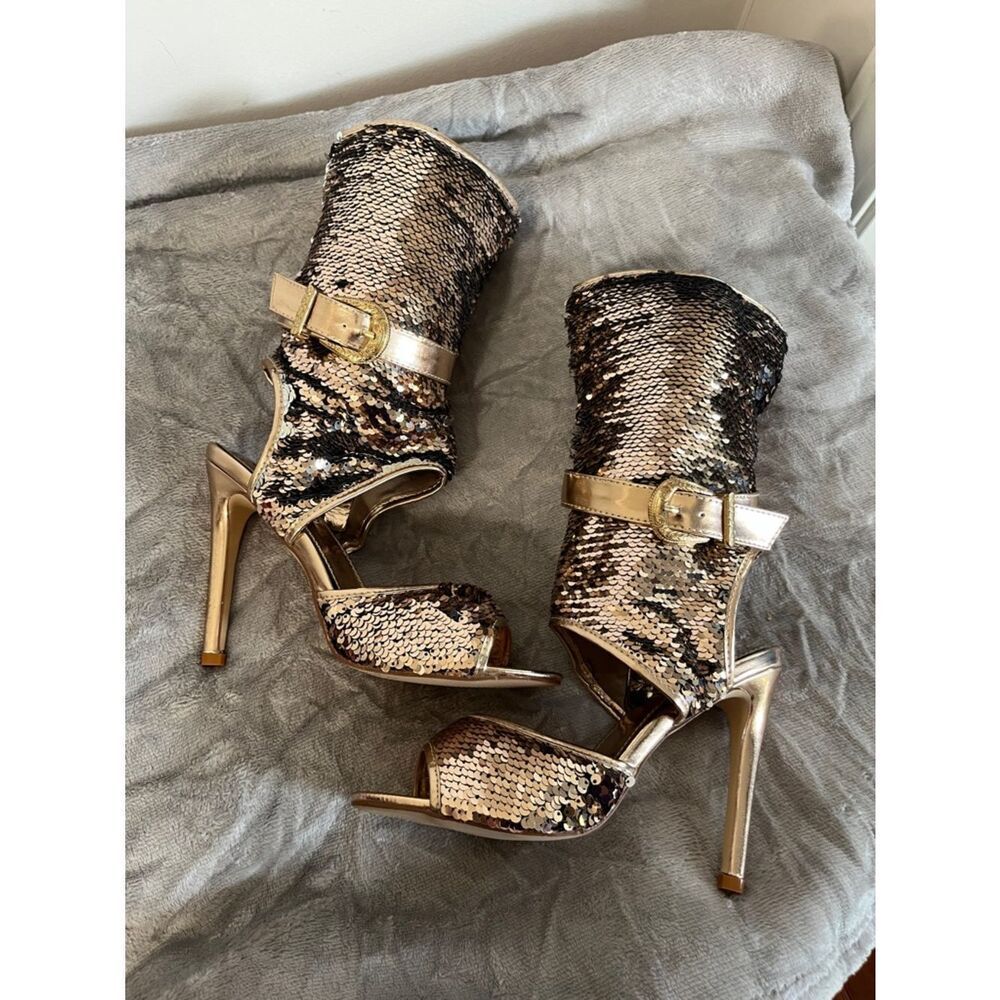 NWOB Cape Robbin Suzzy 75 Rose Gold Sequin High Heel Booties Size 8 Womens